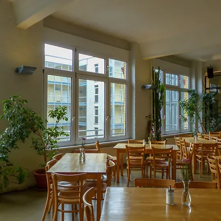 Hotel Transit Loft-3
